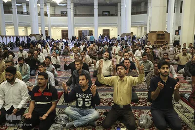 مراسم گراميداشت هفته دفاع مقدس در حرم شاهچراغ(ع)