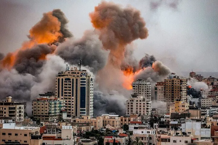 İsrail'in Gazze'ye düzenlediği saldırılarda 5 Filistinli şehit oldu