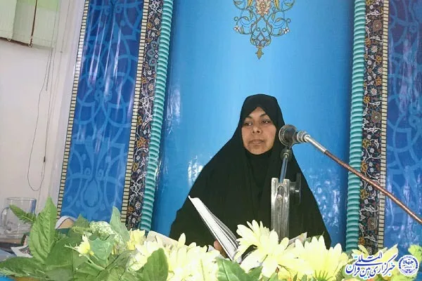 «انقلابی‌گری و بصیرت دفاع از نگاه صحیفه سجادیه» بررسی شد