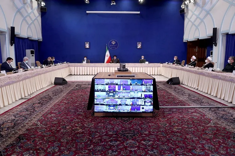 اجرای طرح مدیریت هوشمند کرونا صیانت از جان مردم را با اطمینان بیشتر به پیش می‌برد