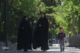 ورود بانوان به محل برگزاری نماز