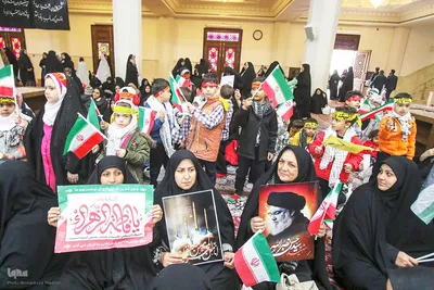 همایش اقتدار بسیجیان شیراز در حرم شاهچراغ (ع)