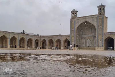 بارش رحمت الهی بر گلدسته های مسجد تاریخی وکیل شیراز‎‎