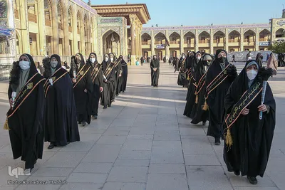 آیین تعویض پرچم گنبد آستان مقدس احمدی و محمدی شاهچراغ(ع)‎‎