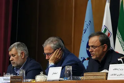 نشست مشترک کارگروه اشتغال و ستاد فرماندهی اقتصاد مقاومتی استان کرمان
