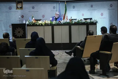 گفت‌وگوی علی مطهری با دختران و پسران انقلاب در مورد حجاب