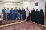 دیدار شهردار تبریز با خانواده شهید «پاشایی» و جانباز «صارمی»