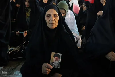اقامه نماز عید فطر در مصلای اصفهان