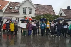 Kundgebung: Kristiansander solidarisieren sich mit Muslimen
