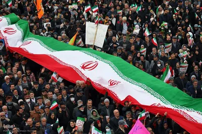 راهپیمایی یوم‌الله 22 بهمن در همدان