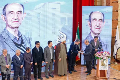 تقدیر از برگزیدگان در نوزدهمین جشنواره ابن سینا