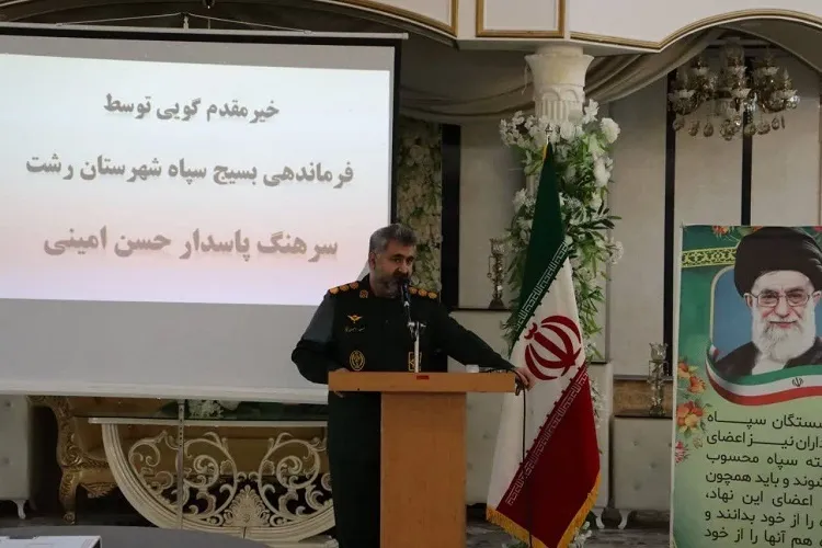 پیشکسوتان در خط مقدم جهاد تبیین حضور دارند