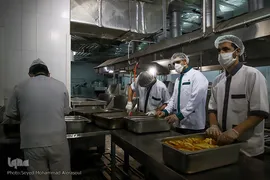 خوان هشتم در مهمان‌سرای حضرت