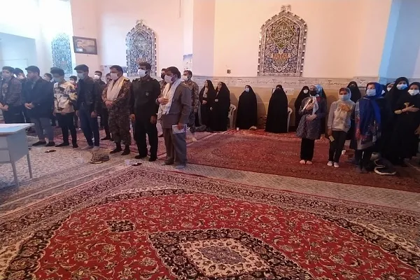 برگزاری یادواره شهدا از سوی مؤسسه نوباوران جوان بم + عکس