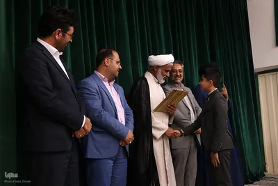 تجلیل از حافظان طرح جزءخوانی ماه رمضان در یزد‎