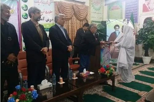 خیّر تهرانی جهیزیه ۳۰ نوعروس سیستانی را تأمین کرد