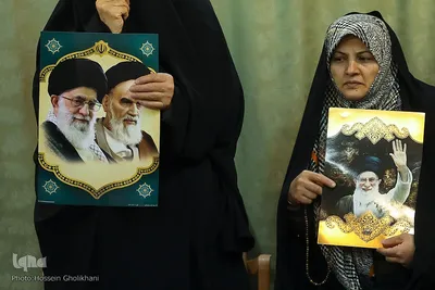 اجتماع طلاب و روحانیون قزوین در حمایت از مرجعیت و رهبر انقلاب