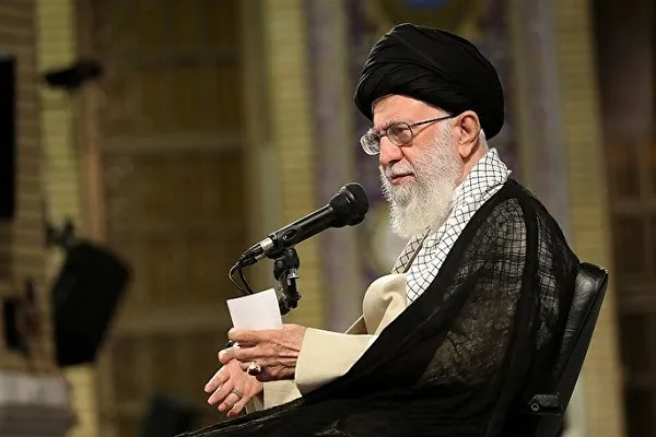 قائد الثورة: الهدف الرئيس لأمريكا من التفاوض هو نزع سلاح الشعب