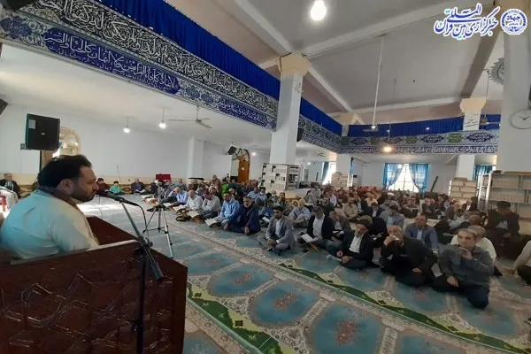 محفل انس با قرآن با حضور قاری بین المللی قرآن«سعید پرویزی»
