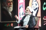 نقد نباید به تضعیف وحدت ملی منجر شود