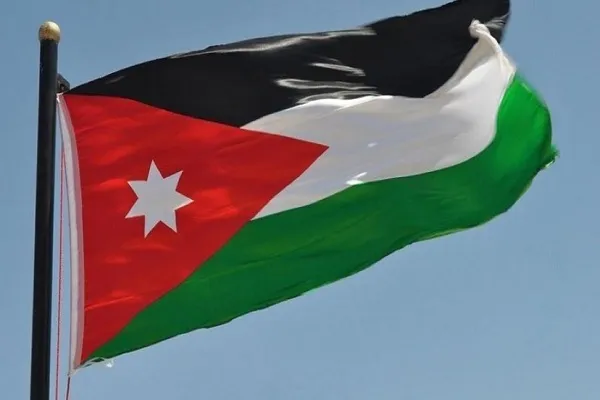 الأردن: مدارس جمعية العقبة الإسلامية تخرج 920 حافظاً للقرآن