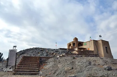 مقبره ابن حسام خوسفی؛ شاعر آیینی