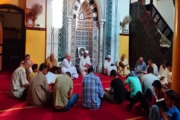 مجالس قرائت قرآن با حضور قاریان بزرگ مصر برگزار می‌شود