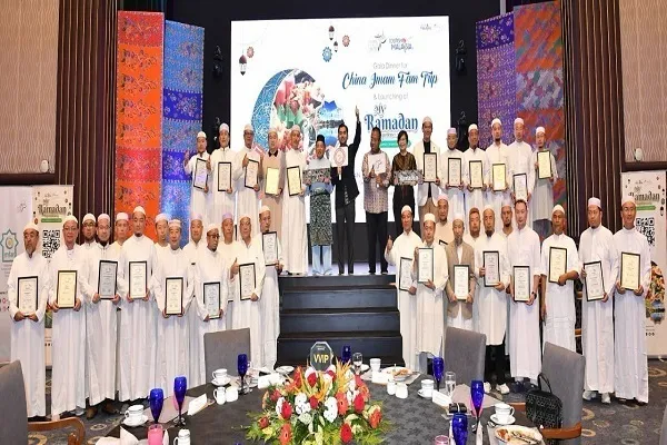 Menyediakan pakej pelancongan istimewa sempena Ramadan di Malaysia