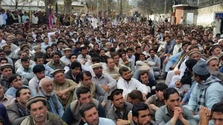 د پاره چنار د لارې د خلاصیدا په باب د پاکستان په زیاتره ښارونو کې پرلت وهنه هماغه راز دوام لري