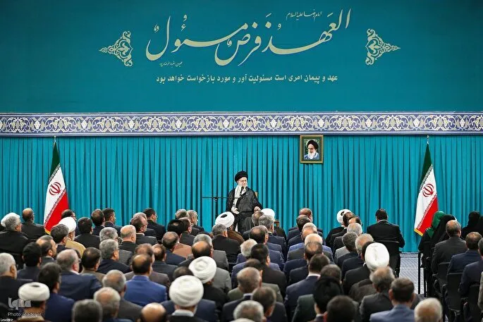 قائد الثورة: عيد الغدير يزخر بثروات معرفية إسلامية غزيرة + صور