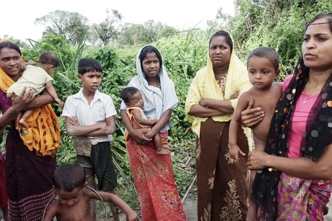 Pengiriman Pasukan Tentara Myanmar ke Rakhine Menelantarkan Ribuan Umat Muslim Lainya