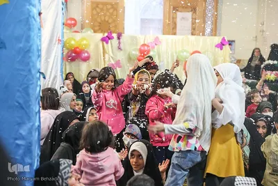 جشن «دختران انقلاب» به‎‌مناسبت آغاز دهه‌ی پرفروغ فجر انقلاب اسلامی