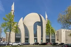 Allemagne : la mosquée de Cologne évacuée après une alerte à la bombe