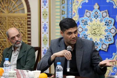 رونمایی مجموعه آیه های ایثار