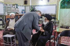 دیدارعوامل اجرایی سی و هشتمین جشنواره ملی قرآن با پدر شهید آیت‌الله آل‌هاشم‎