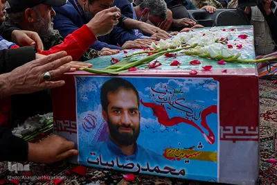 مراسم تشیع پیکر شهید مدافع حرم محمد رضا بیات