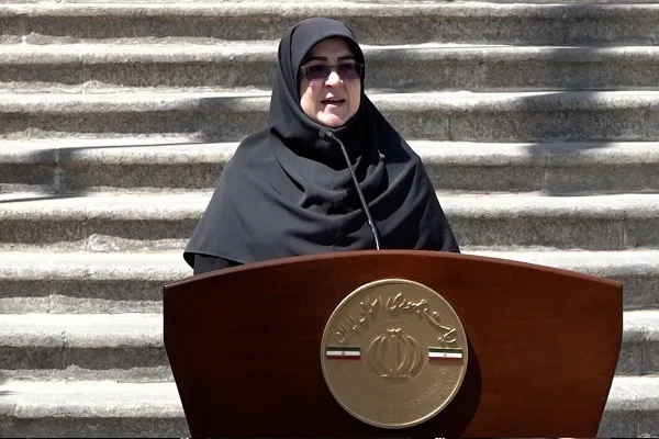 مهاجرانی: افزایش حقوق کارکنان به نظر مجلس نزدیک خواهد شد