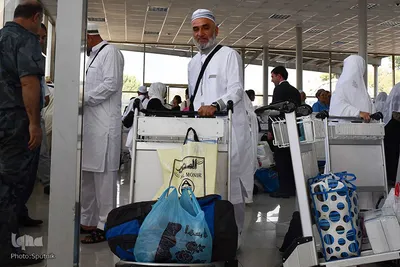 بازگشت اولین گروه حجاج تاجیکستانی از سفر حج