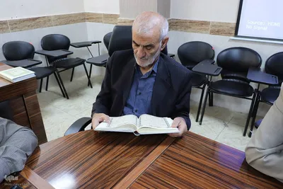 جلسه تفسیر قرآن مدیران اجرایی آذربایجان شرقی