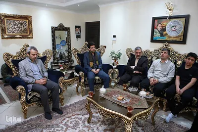 دیدار هفتگی نمایندگان جامعه قرآنی با خانواده شهید مدافع حرم «تقی ارغوانی»