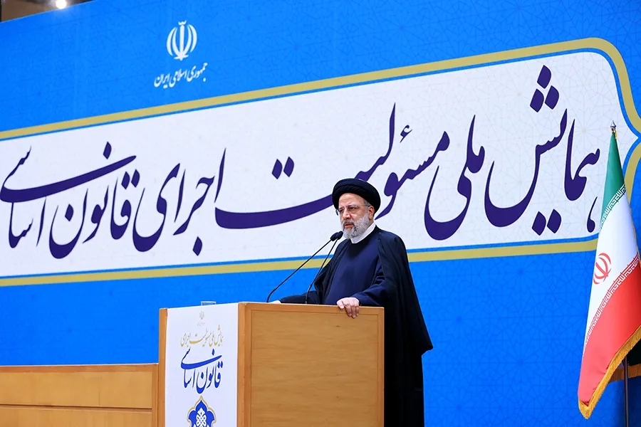 جایگاه امر به معروف و نهی از منکر در قانون اساسی و نتایج اجرای آن