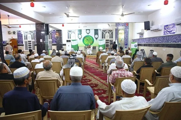 تنظيم مسابقة قرآنية مميزة لطلبة العلوم الدينية في العراق + صور
