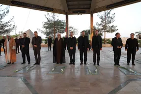 تجدید میثاق قضات و کارکنان دستگاه قضایی یزد با شهدا