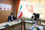 اعطای تندیس فداکاری به خانواده شهدای سلامت آذربایجان شرقی‎‎