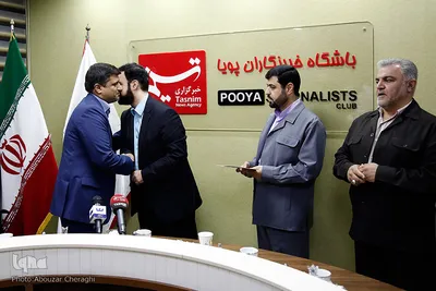 تجلیل از سازندگان برنامه قرآنی اسراء