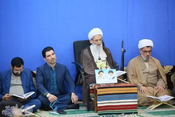نور قرآن با سوزاندن قرآن خاموش نمی‌شود