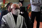 رزمایش توزیع ۸ هزار بسته تحصیلی با حضور بختیاری در بیرجند