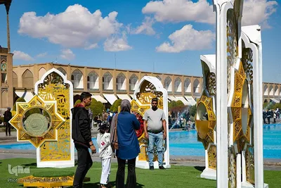 نقش جهان میزبان مسافران نوروزی نصف جهان