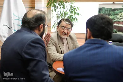 نشست راهکارهای تحقق اشتغال و تولید
