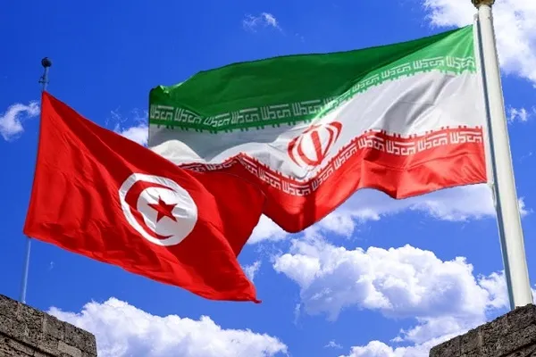 زن ایرانی نماد کامل عفاف و حضور اجتماعی است